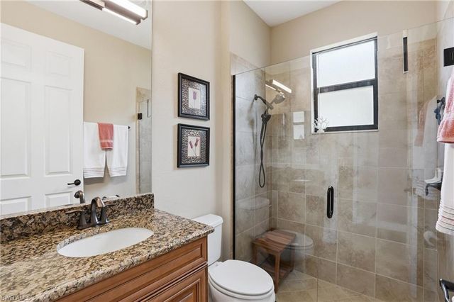 3054 Aviamar CIR, Naples, FL 34114