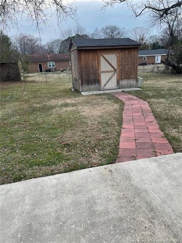 1608 Grandview Drive, Fayetteville, NC 28314