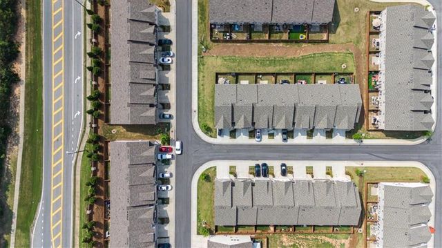 7652 Baron Road, Fairburn, GA 30213