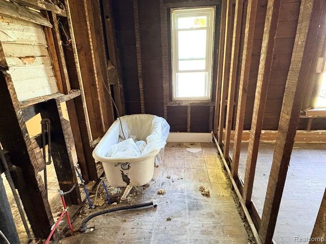 3695 Baldwin Street, Detroit, MI 48214