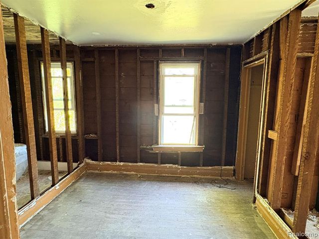 3695 Baldwin Street, Detroit, MI 48214