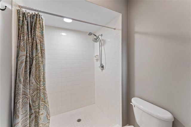 10316 CARROLLWOOD COURT 57, Tampa, FL 33618