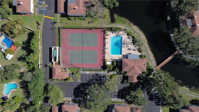 10316 CARROLLWOOD COURT 57, Tampa, FL 33618