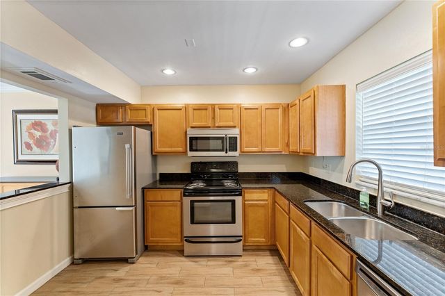 10316 CARROLLWOOD COURT 57, Tampa, FL 33618