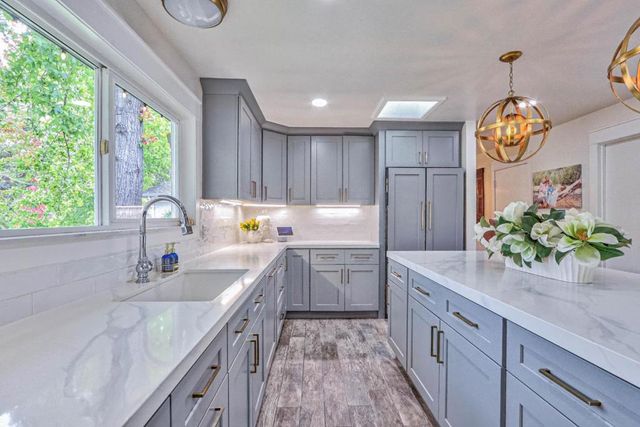 180 San Benancio Road, Salinas, CA 93908