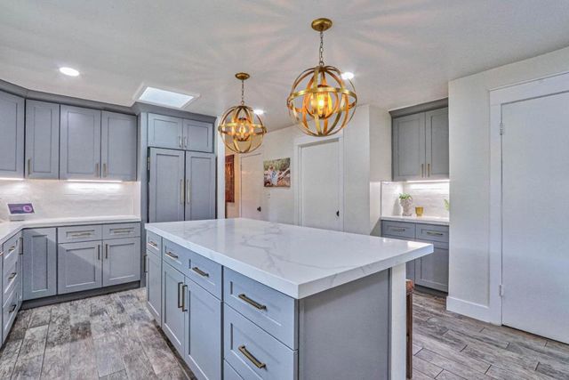 180 San Benancio Road, Salinas, CA 93908