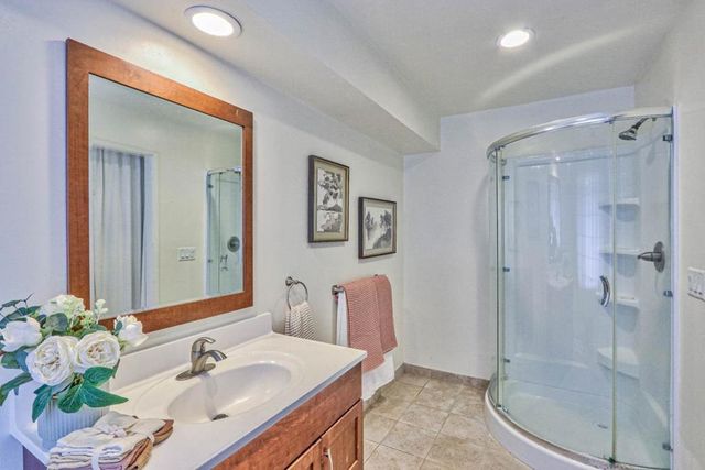 180 San Benancio Road, Salinas, CA 93908