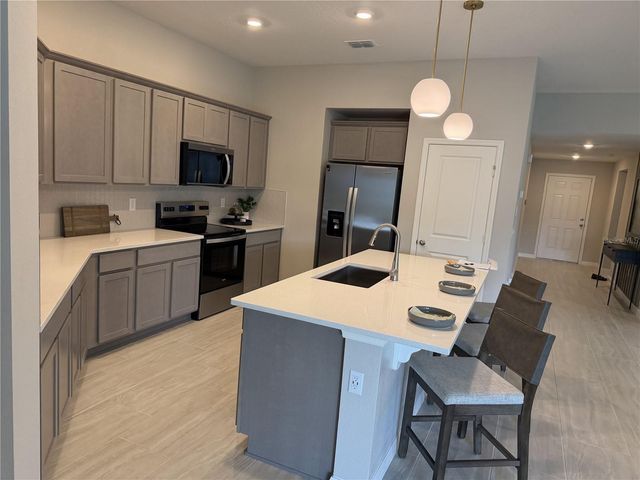 2602 LOLA LANE, Kissimmee, FL 34744