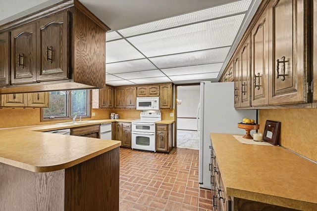 203 Belmont Court, Apple Valley, MN 55124