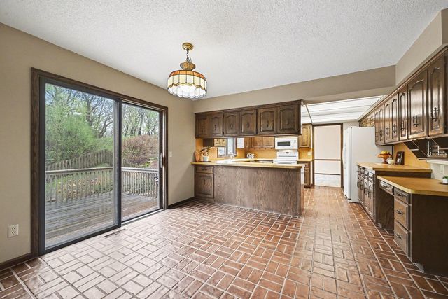 203 Belmont Court, Apple Valley, MN 55124