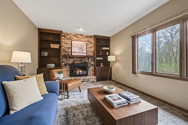203 Belmont Court, Apple Valley, MN 55124