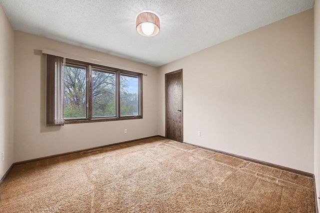 203 Belmont Court, Apple Valley, MN 55124
