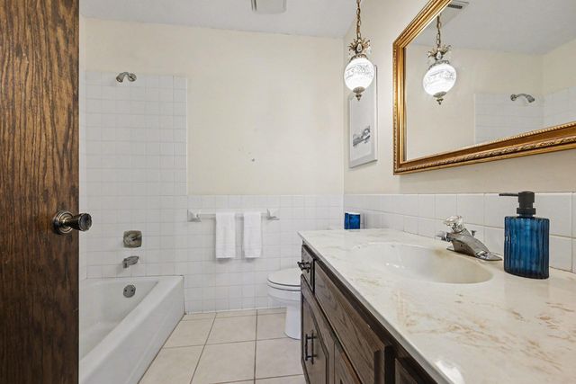203 Belmont Court, Apple Valley, MN 55124