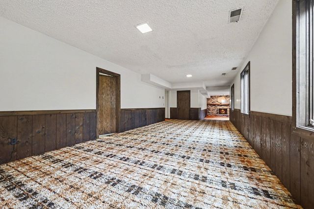 203 Belmont Court, Apple Valley, MN 55124