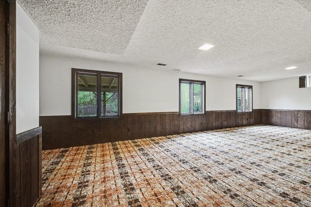203 Belmont Court, Apple Valley, MN 55124