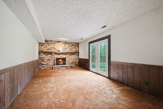 203 Belmont Court, Apple Valley, MN 55124