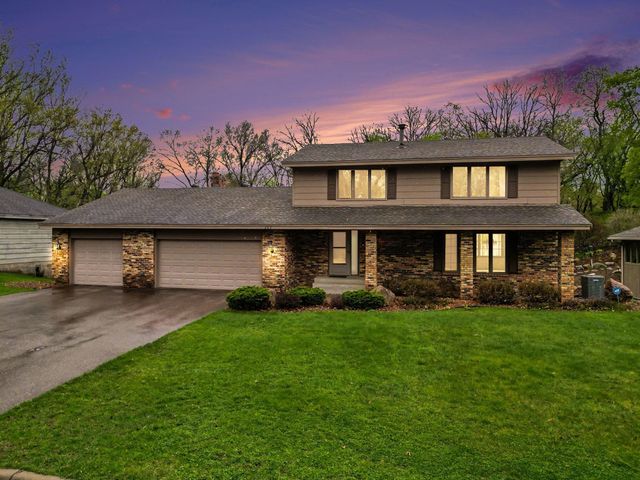 203 Belmont Court, Apple Valley, MN 55124