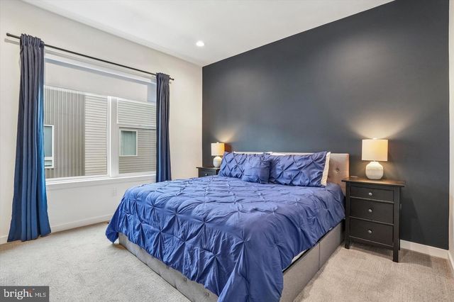 3007 SUNRISE WALK, Philadelphia, PA 19125