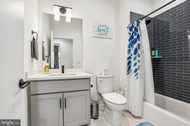 3007 SUNRISE WALK, Philadelphia, PA 19125
