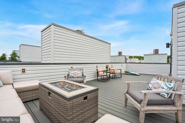 3007 SUNRISE WALK, Philadelphia, PA 19125