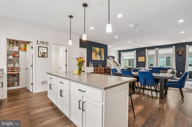 3007 SUNRISE WALK, Philadelphia, PA 19125
