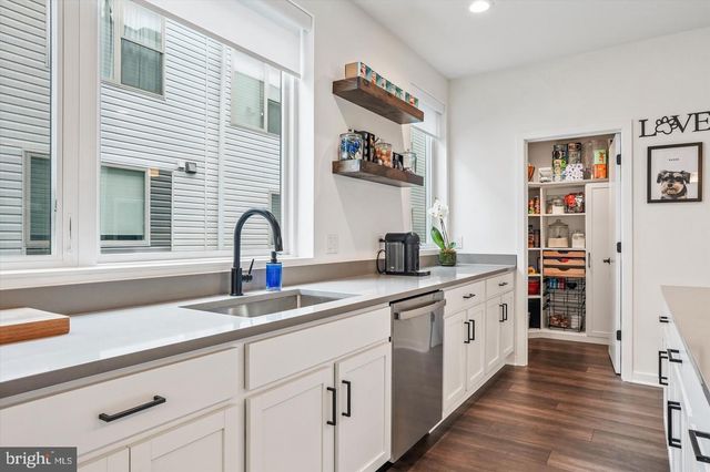 3007 SUNRISE WALK, Philadelphia, PA 19125