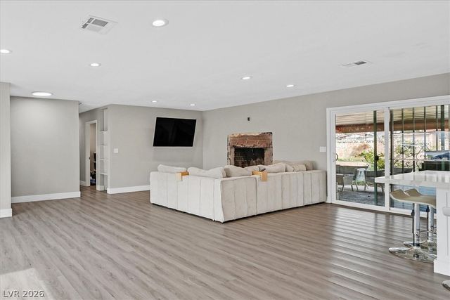 6304 Jennifer Court, Las Vegas, NV 89108