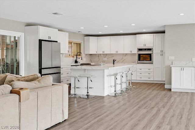 6304 Jennifer Court, Las Vegas, NV 89108