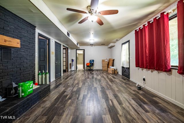 149 Hill Top Loop, Rogersville, TN 37857