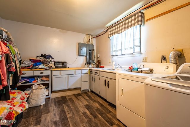 149 Hill Top Loop, Rogersville, TN 37857