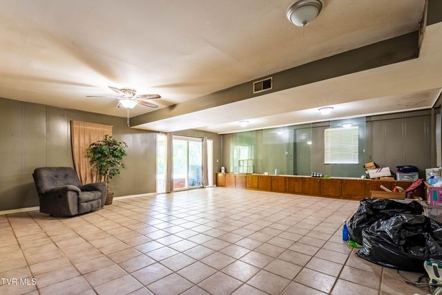 149 Hill Top Loop, Rogersville, TN 37857