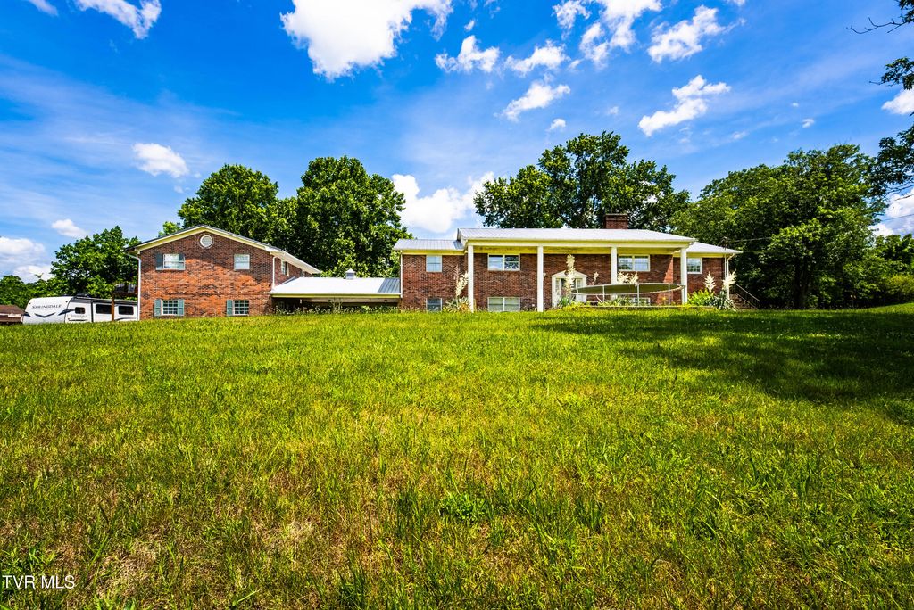 149 Hill Top Loop, Rogersville, TN 37857