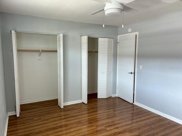 5603 80TH STREET N 207, St Petersburg, FL 33709