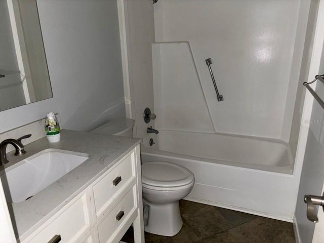 5603 80TH STREET N 207, St Petersburg, FL 33709