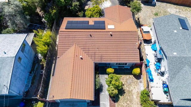 767 Marlesta Rd, Pinole, CA 94564