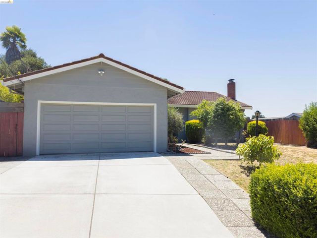 767 Marlesta Rd, Pinole, CA 94564