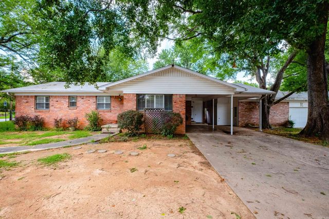 101 Poinsetta Drive, Little Rock, AR 72205
