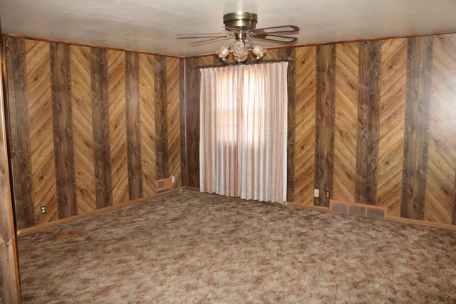 3135 AVE. G, Council Bluffs, IA 51501