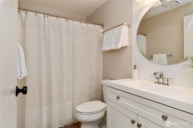 1989 NW Lucky Lane, Silverdale, WA 98383