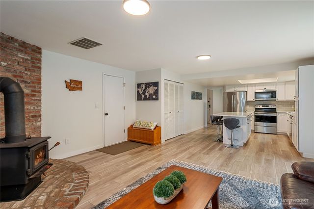 1989 NW Lucky Lane, Silverdale, WA 98383
