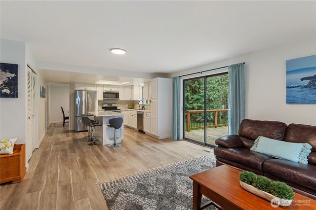 1989 NW Lucky Lane, Silverdale, WA 98383