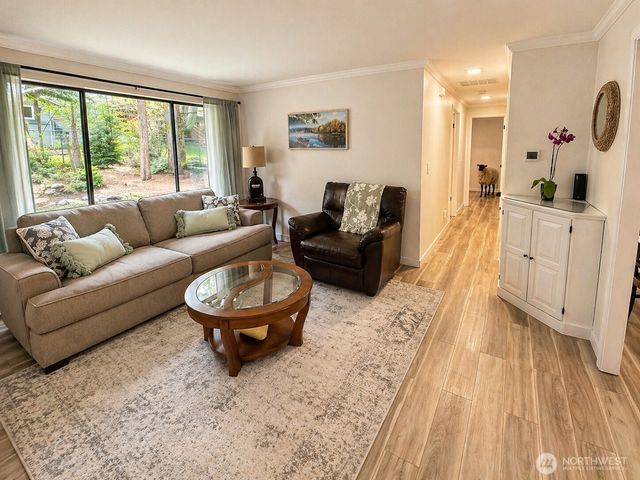 1989 NW Lucky Lane, Silverdale, WA 98383