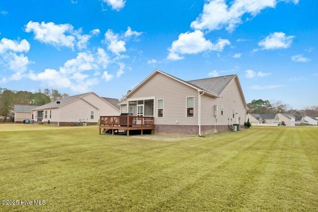 117 Persimmon Drive, New Bern, NC 28562