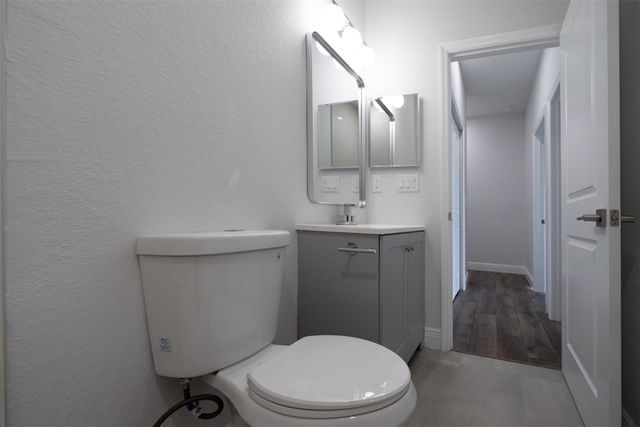 333 NW 41st Street 329, Oakland Park, FL 33309