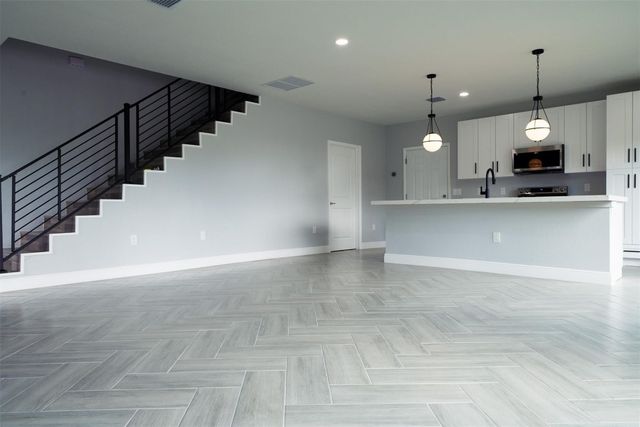 333 NW 41st Street 329, Oakland Park, FL 33309