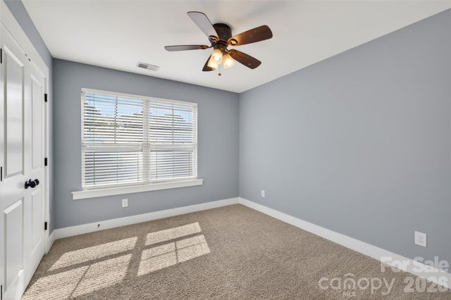 3841 Willow Green Place, Charlotte, NC 28206