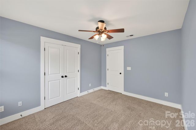 3841 Willow Green Place, Charlotte, NC 28206
