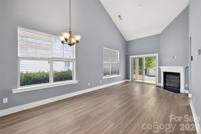 3841 Willow Green Place, Charlotte, NC 28206