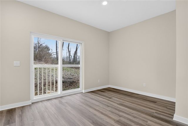 704 Olivia St, Collier Twp, PA 15205