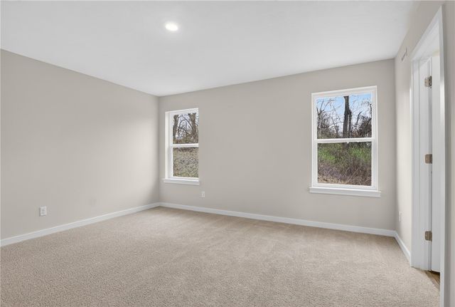 704 Olivia St, Collier Twp, PA 15205